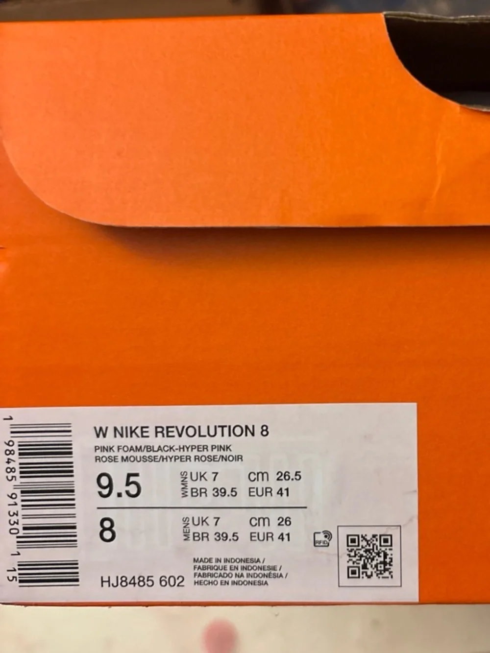 Nike Revolution 8 in pink foam/black-hyper pink U.S 9.5 - Picture 6 of 6